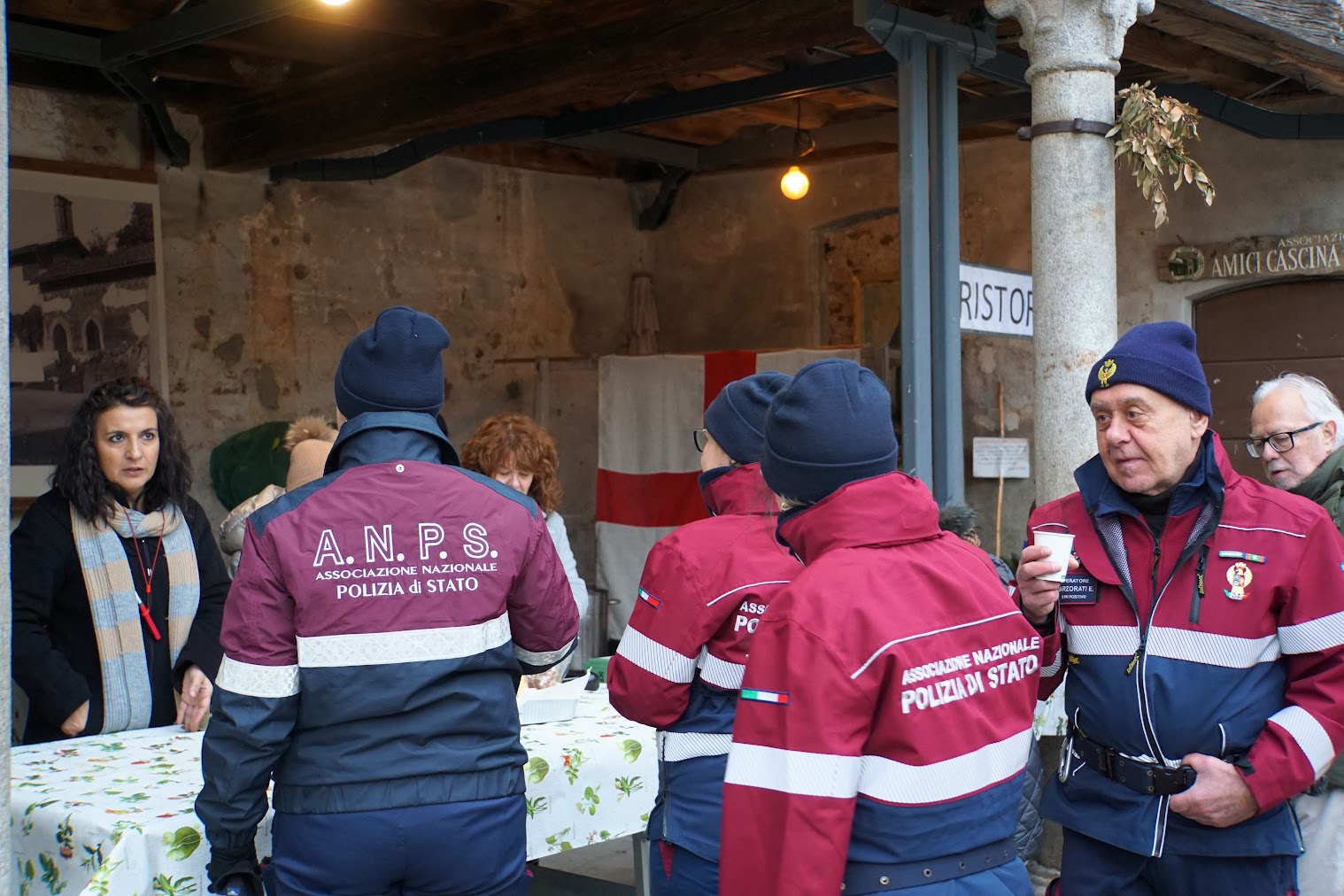 Festa di Sant'Antonio a Cascina Linterno, 18-1-2025, il mitico ristoro di Amici Cascina Linterno