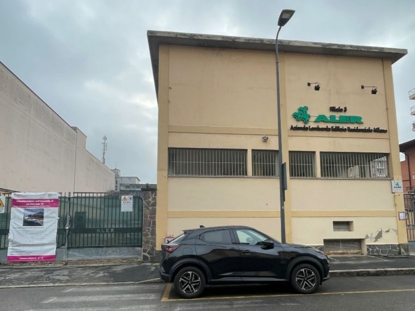 Lavori per il nuovo commissariato della Polizia di Stato in via Newton 15.