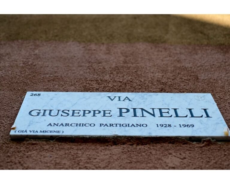 Via Pinelli